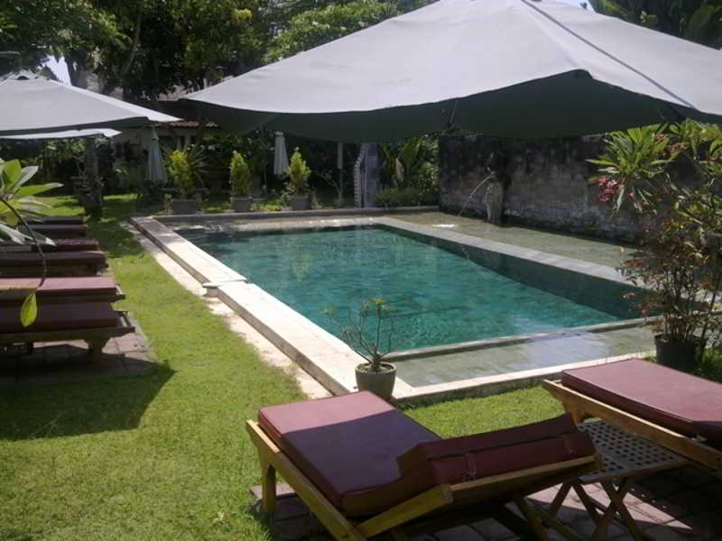 Gazebo Beach Hotel