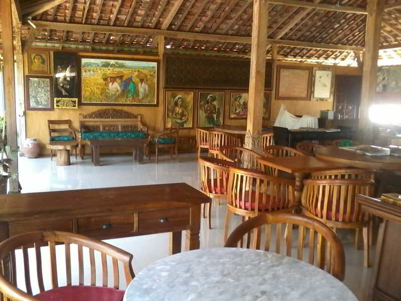 Gazebo Beach Hotel