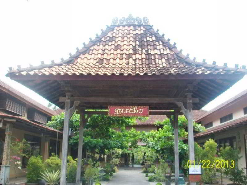 Gazebo Beach Hotel