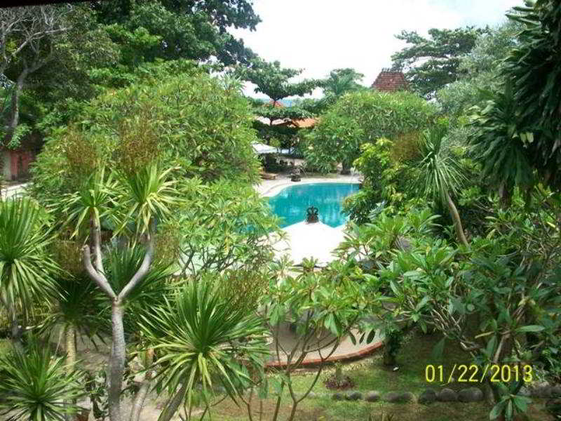 Gazebo Beach Hotel