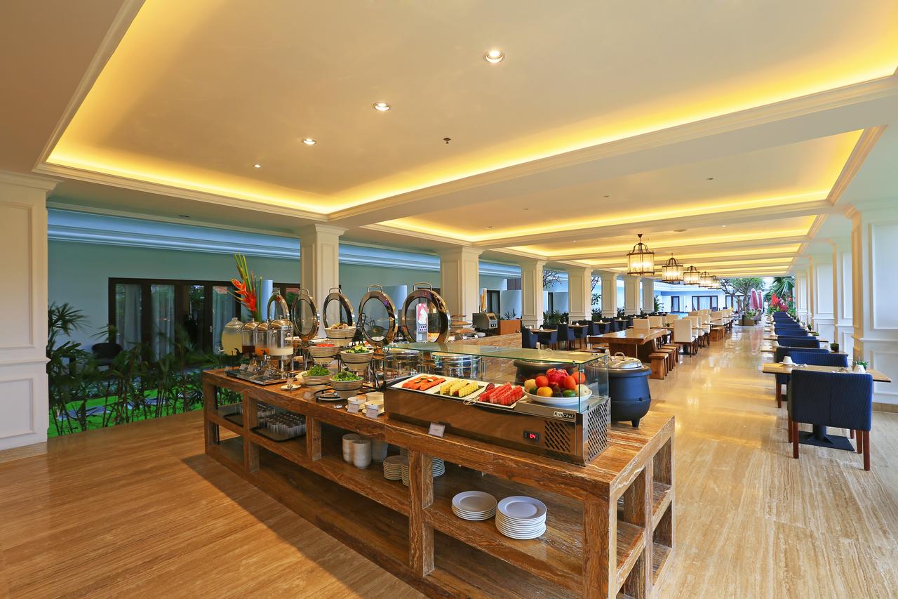 Grand Palace Hotel
