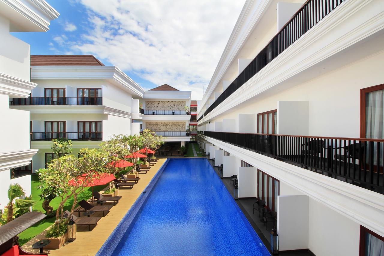 Grand Palace Hotel