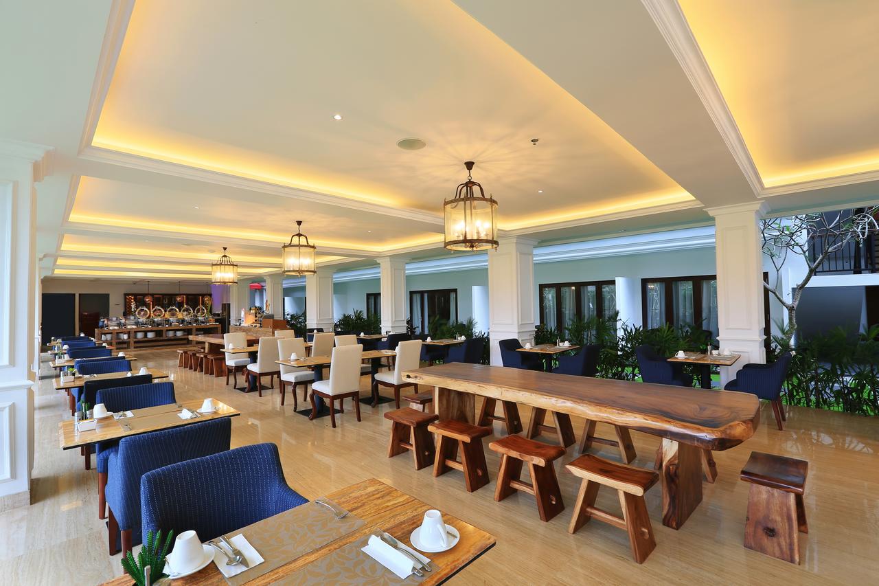 Grand Palace Hotel