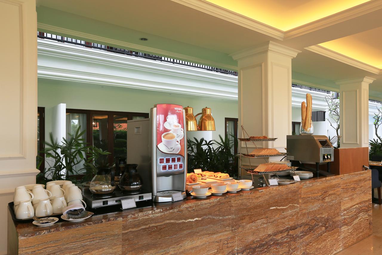 Grand Palace Hotel