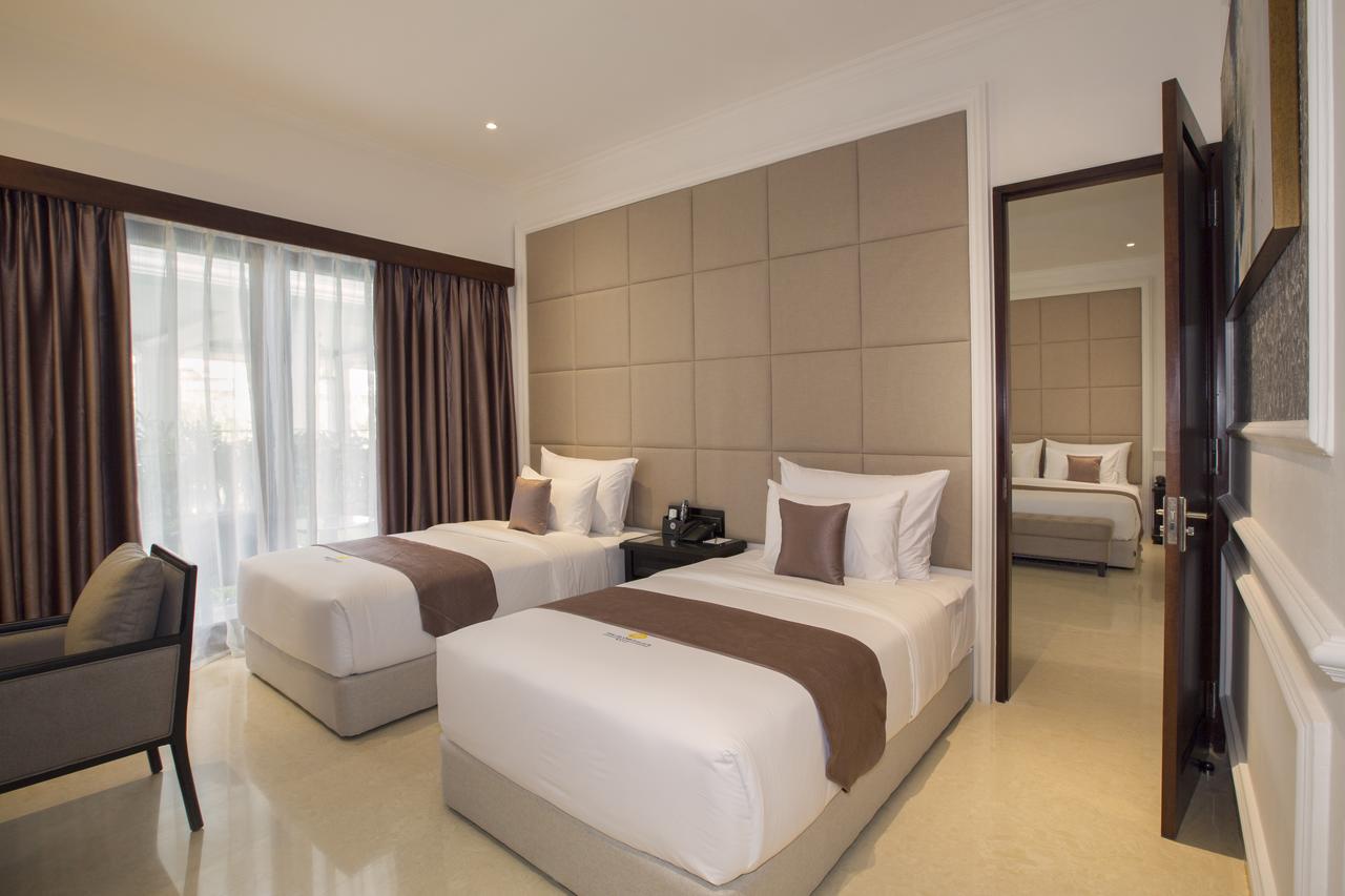 Grand Palace Hotel