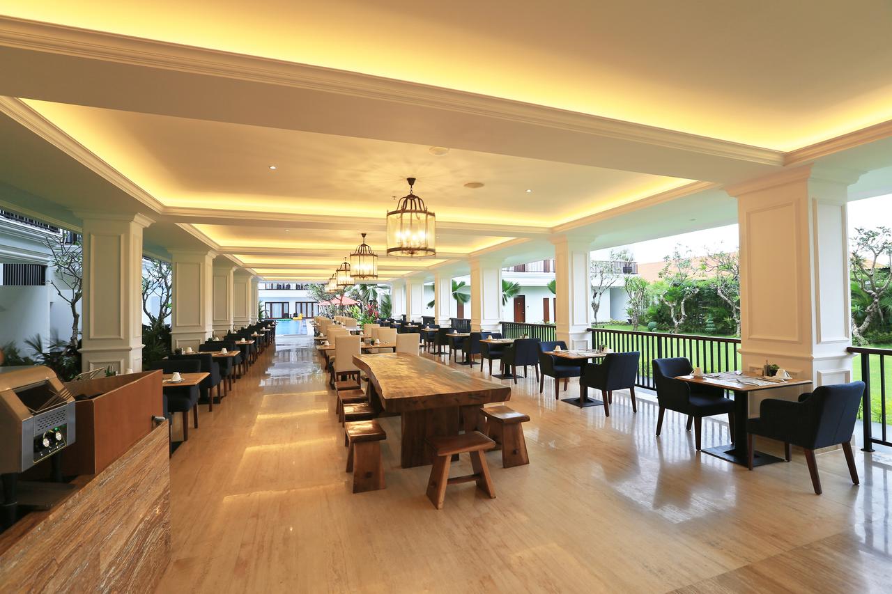 Grand Palace Hotel