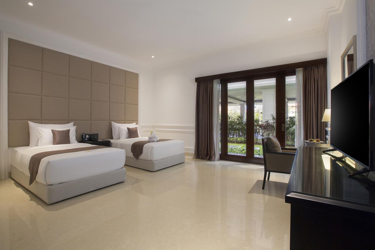 Grand Palace Hotel