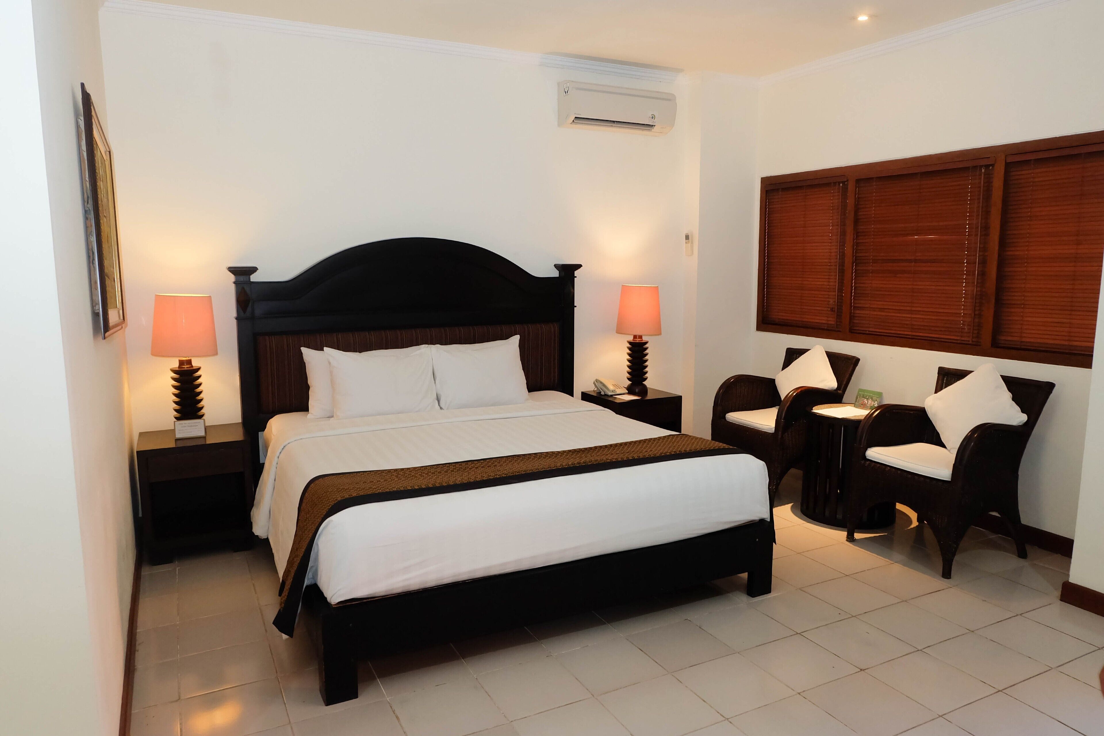 Griya Santrian Resort