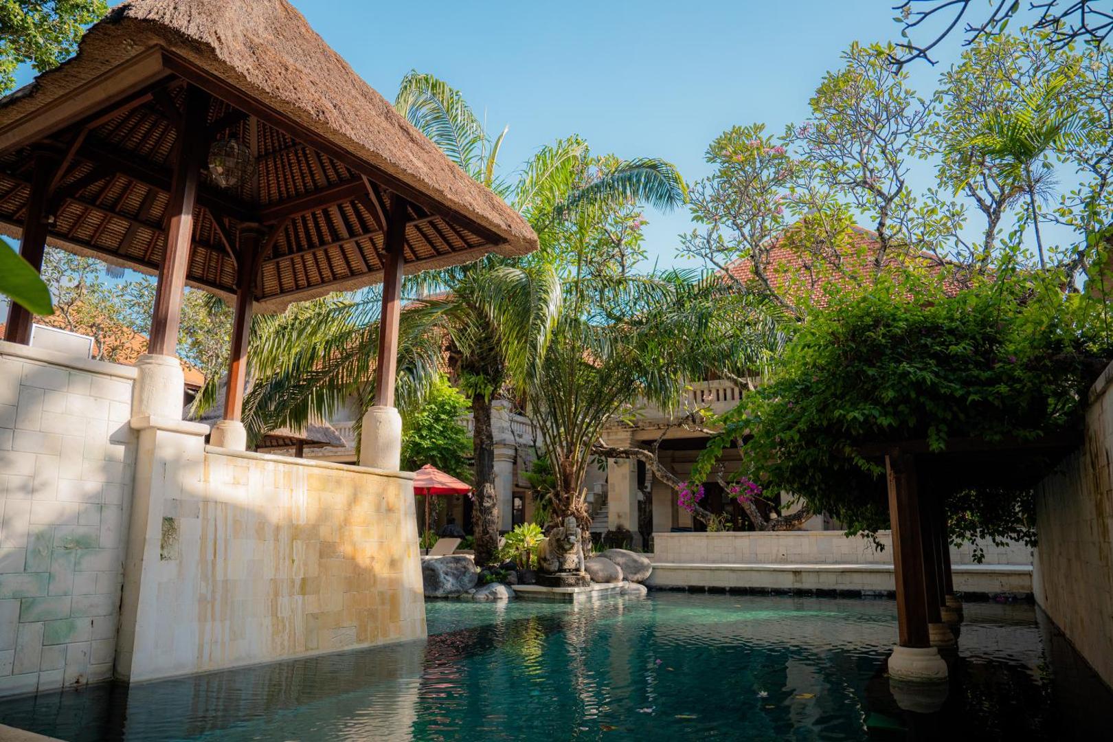 Griya Santrian Resort