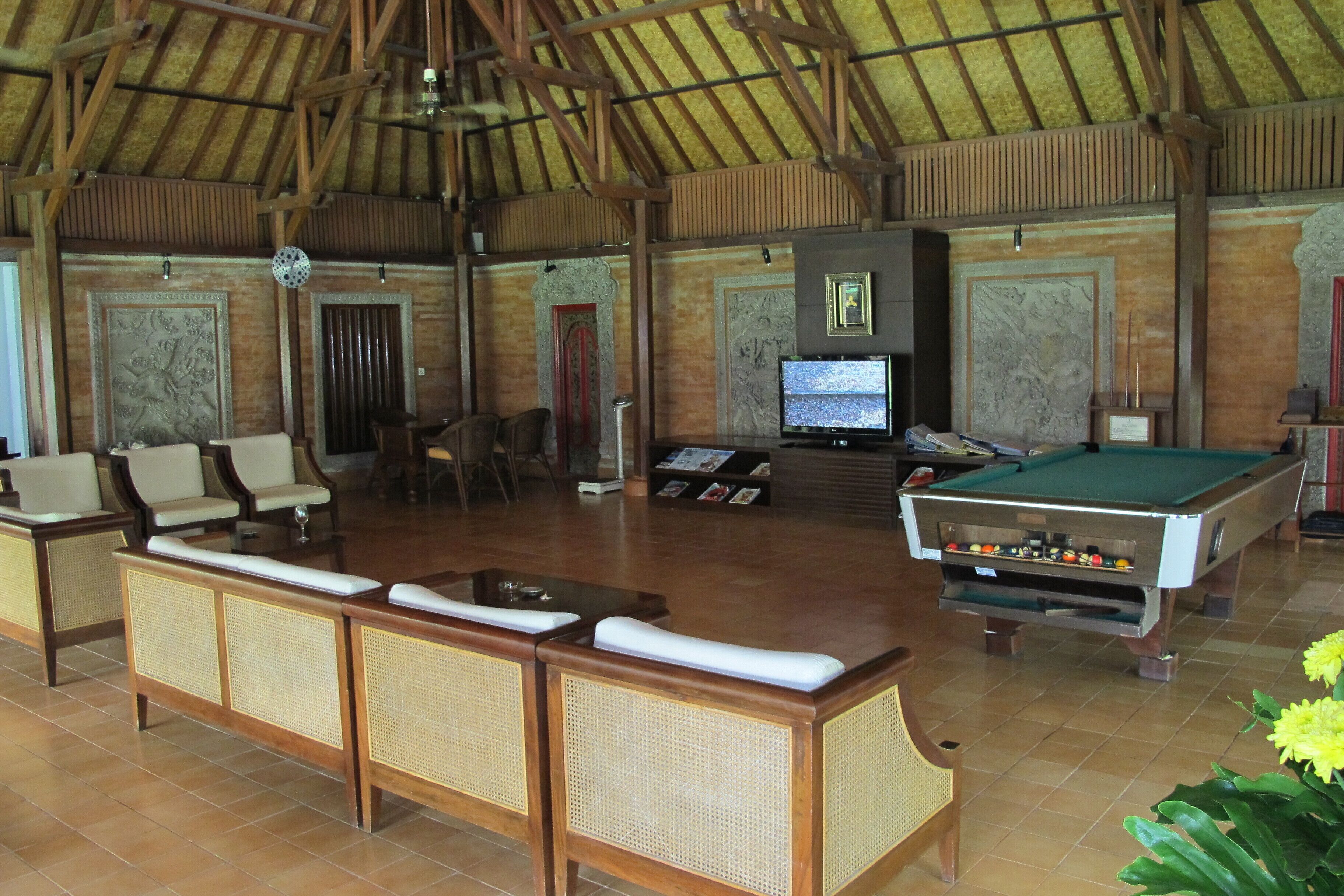 Griya Santrian Resort