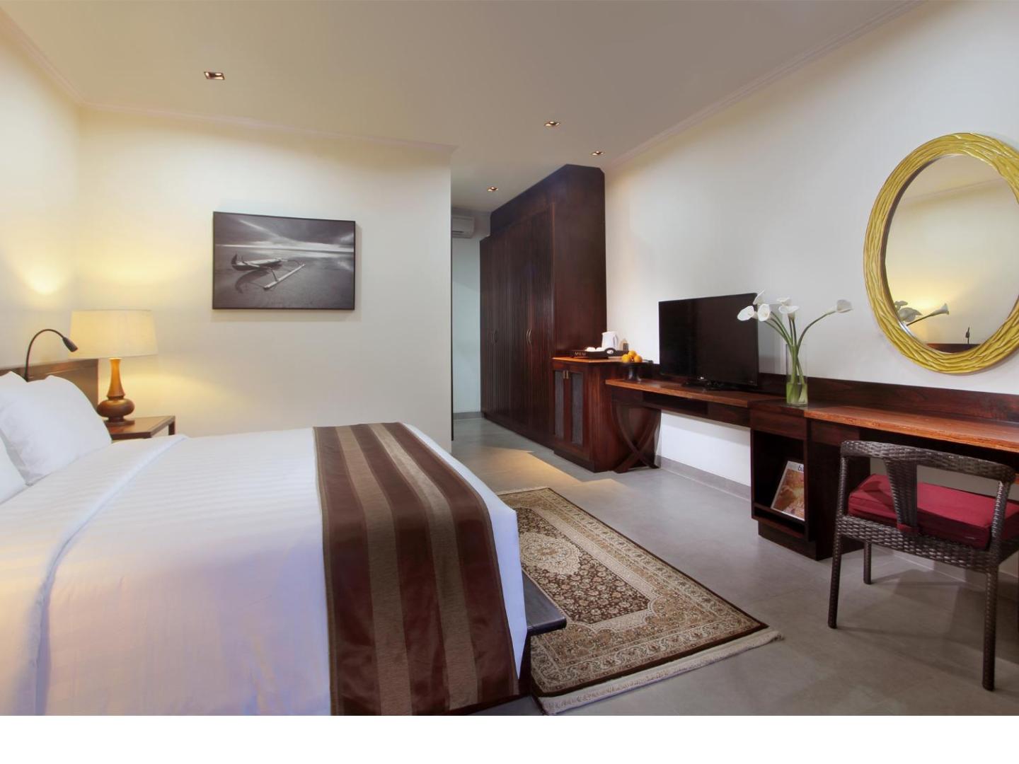 Griya Santrian Resort