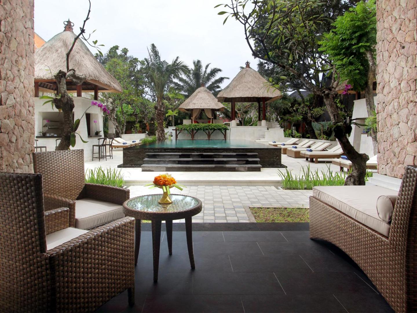 Griya Santrian Resort
