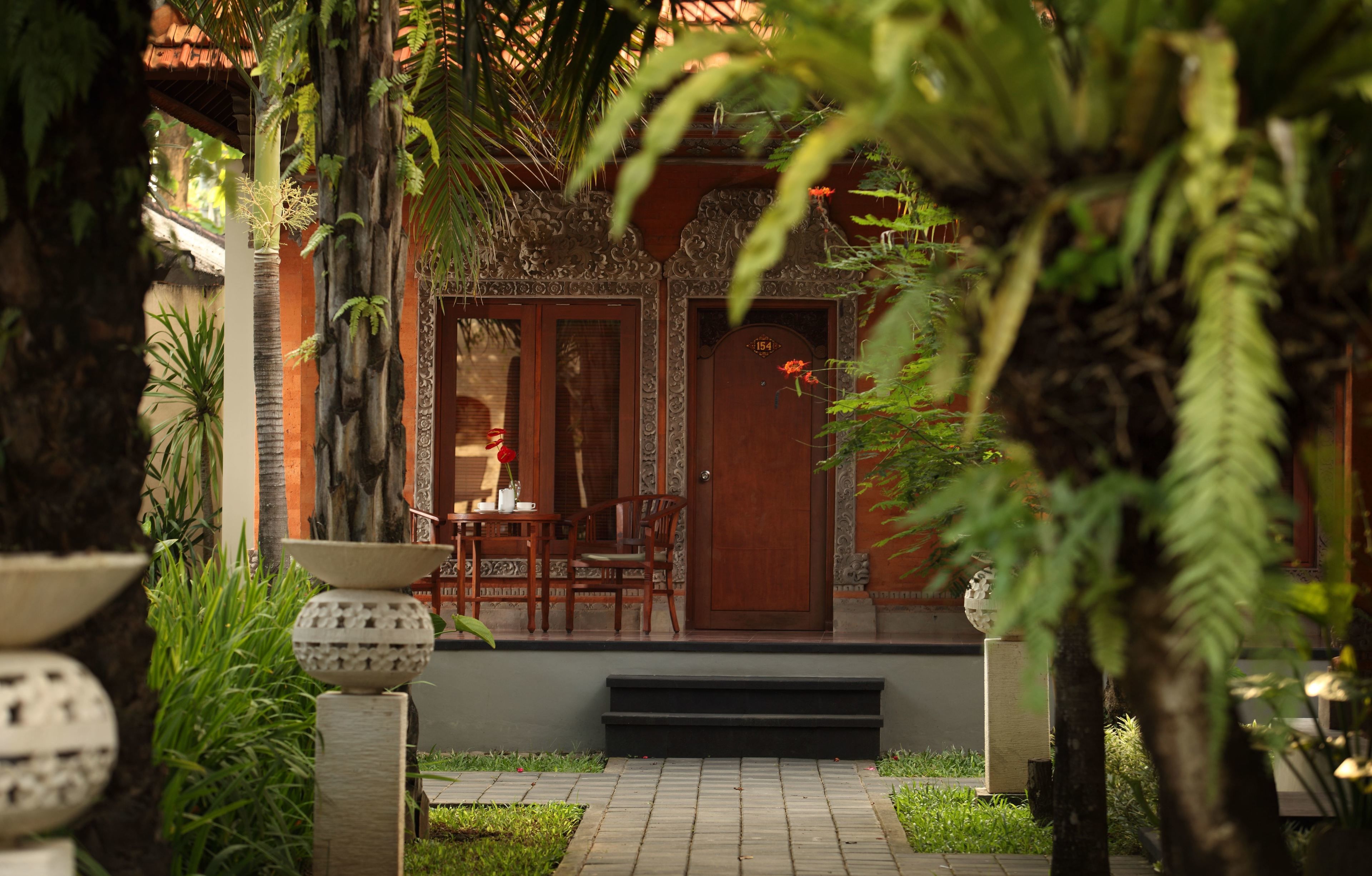 Griya Santrian Resort