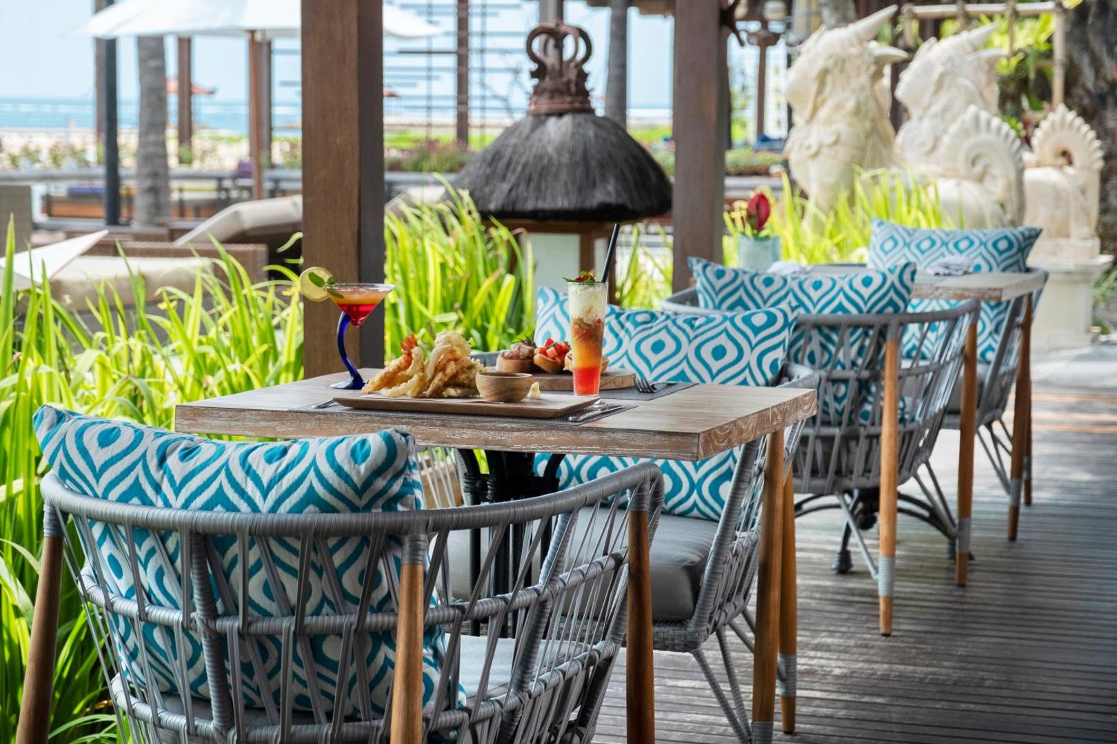 Griya Santrian Resort