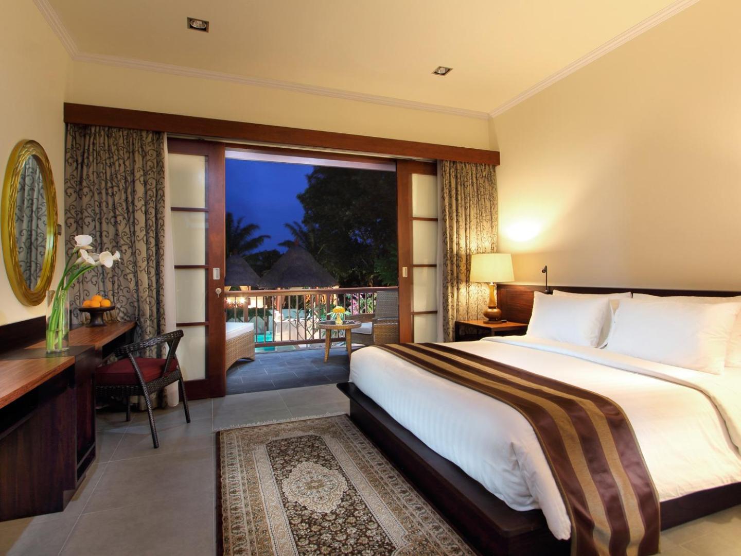 Griya Santrian Resort