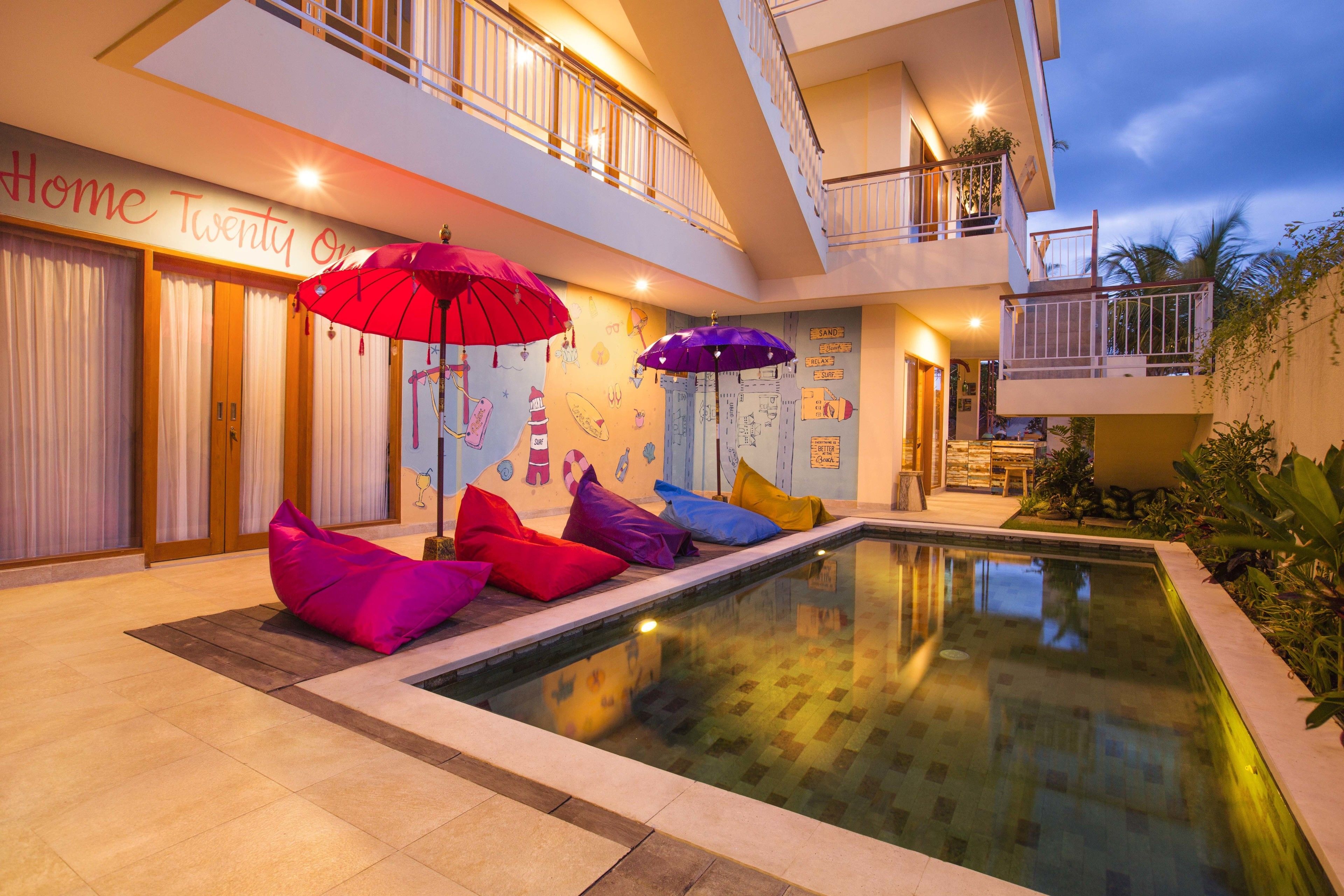 Home 21 Bali