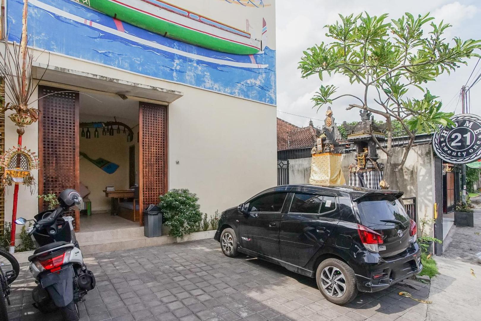 Home 21 Bali