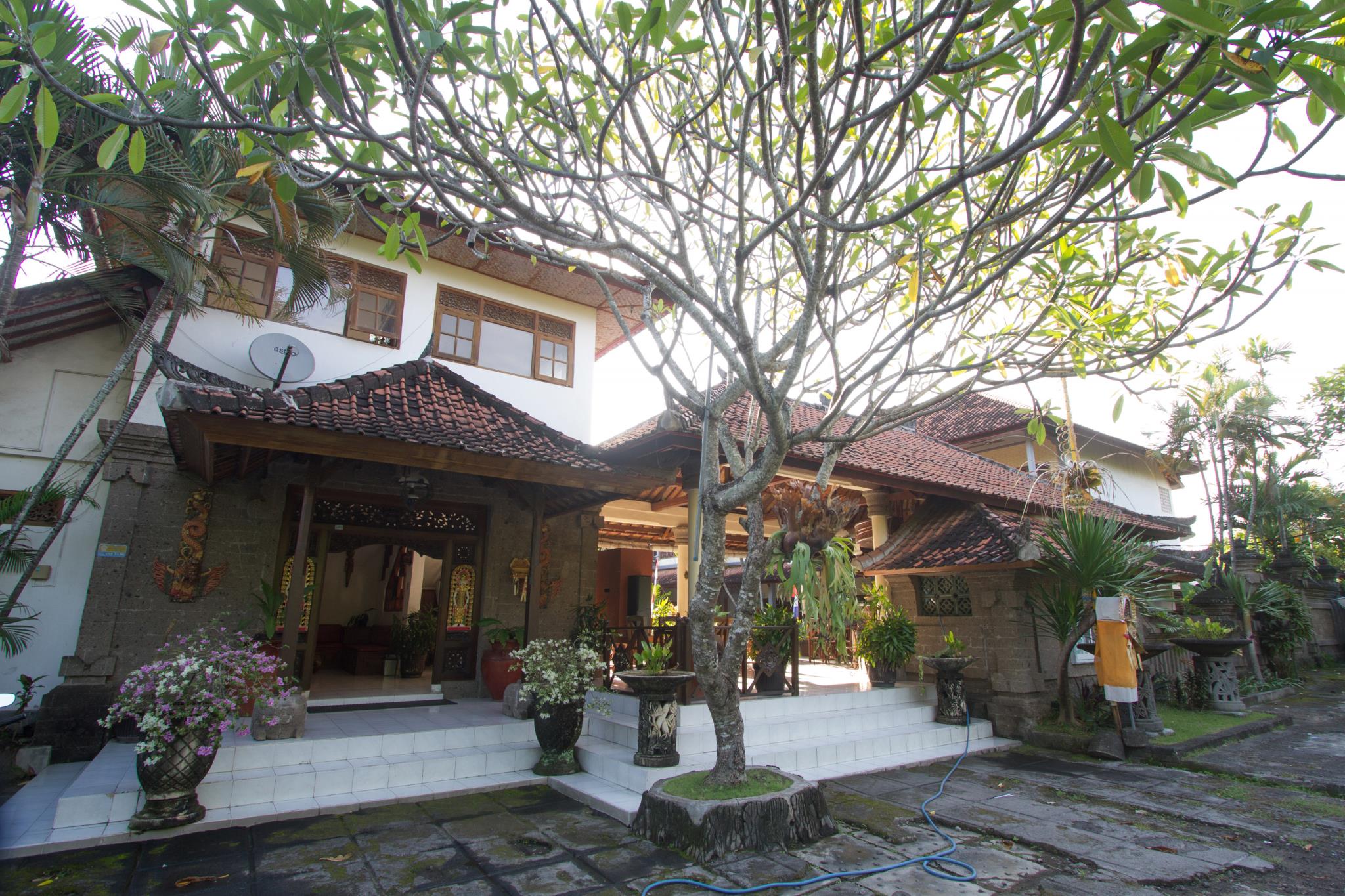 Hotel Bali Warma