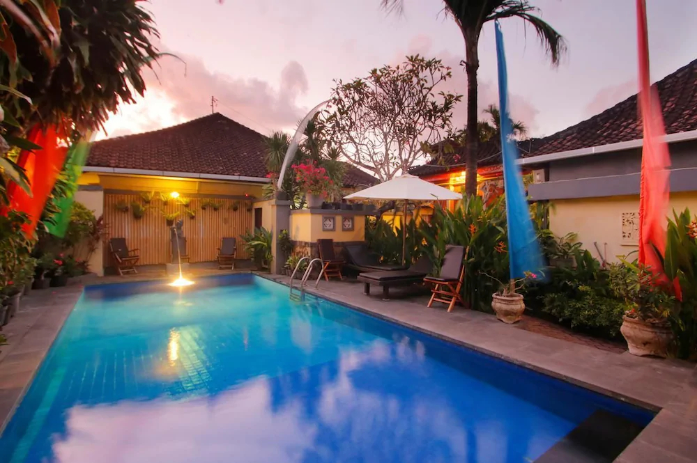 Hotel Jati and Home Stay