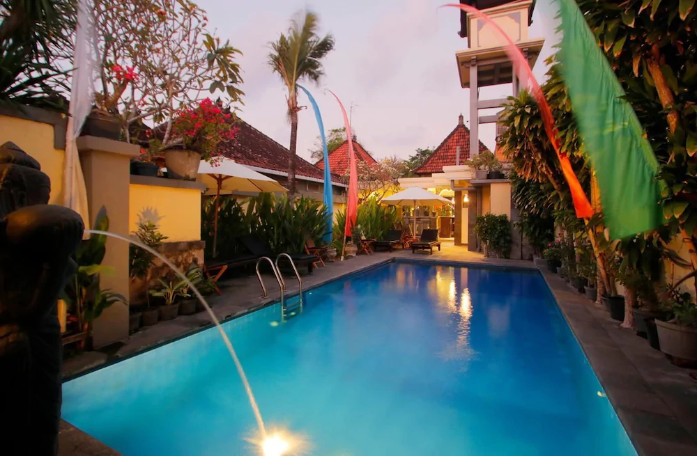 Hotel Jati and Home Stay