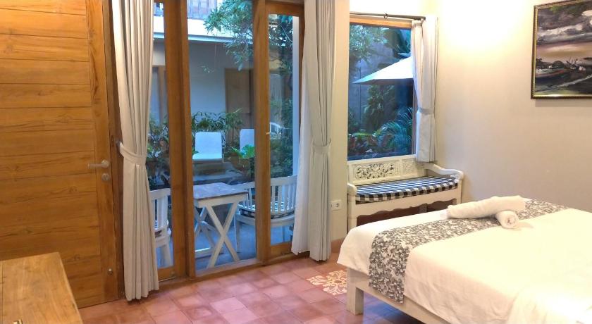 Jukung Guest House