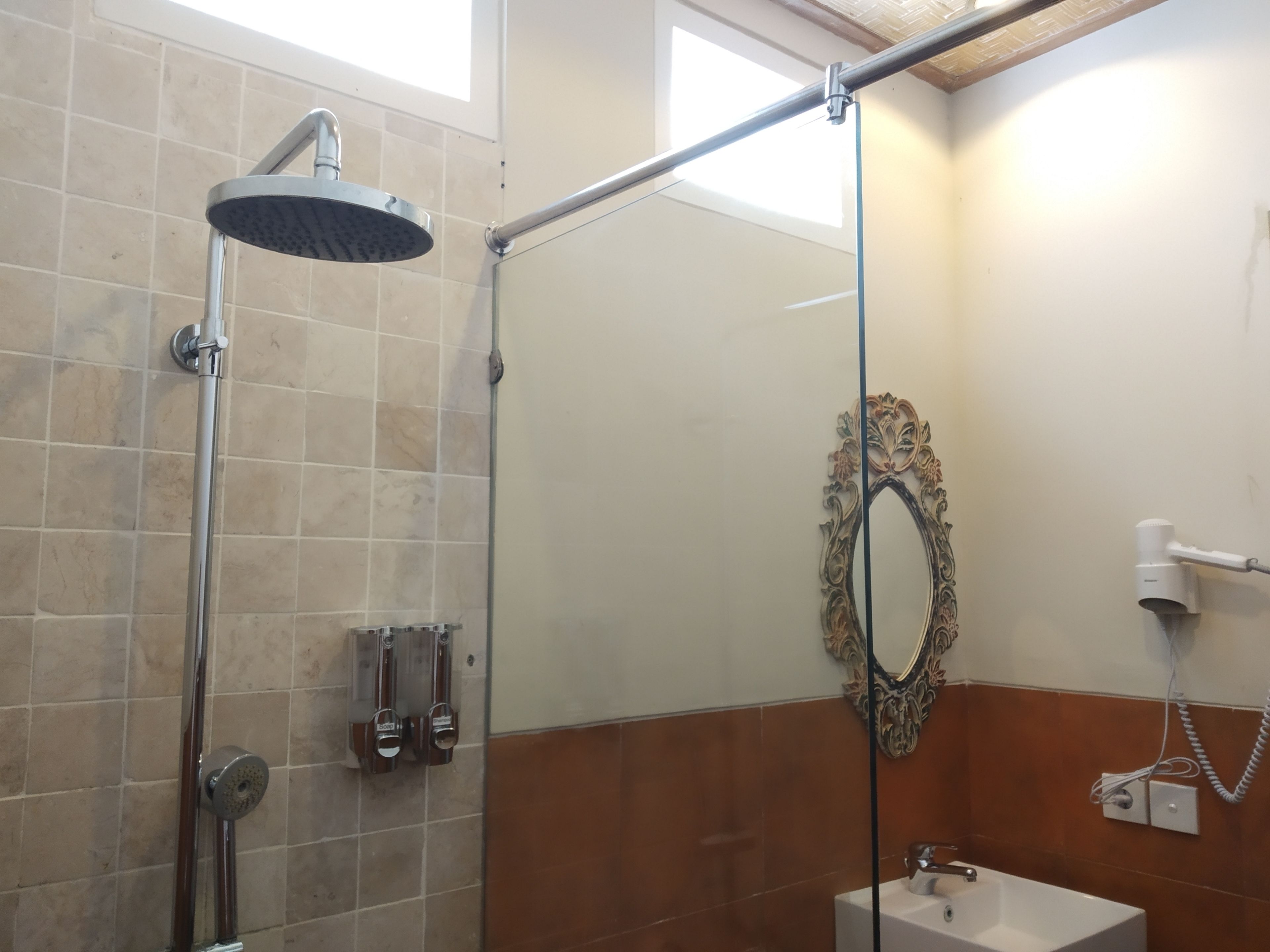 Jukung Guest House