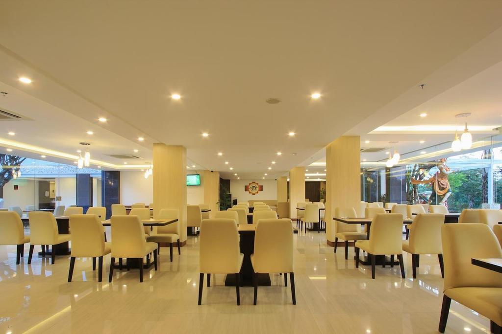 MarsCity Hotel