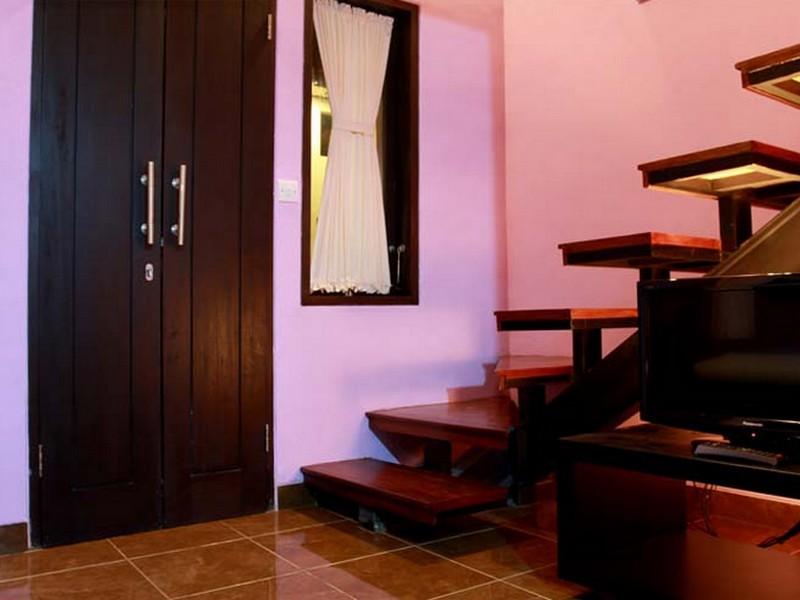 Puri Swari