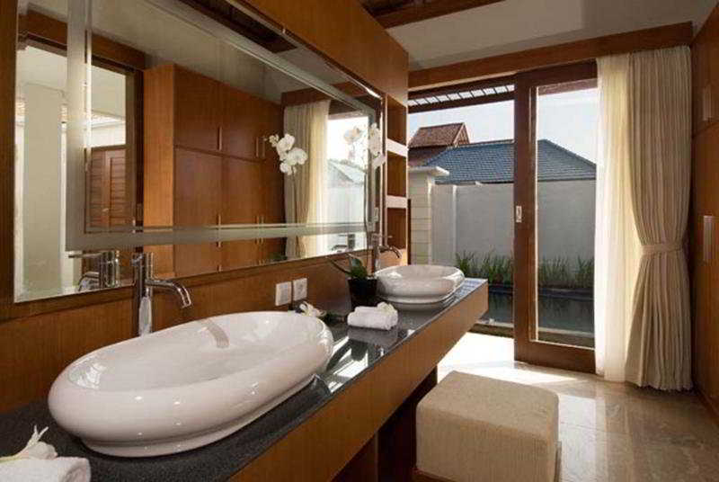 The Palm Suite Villa & Spa