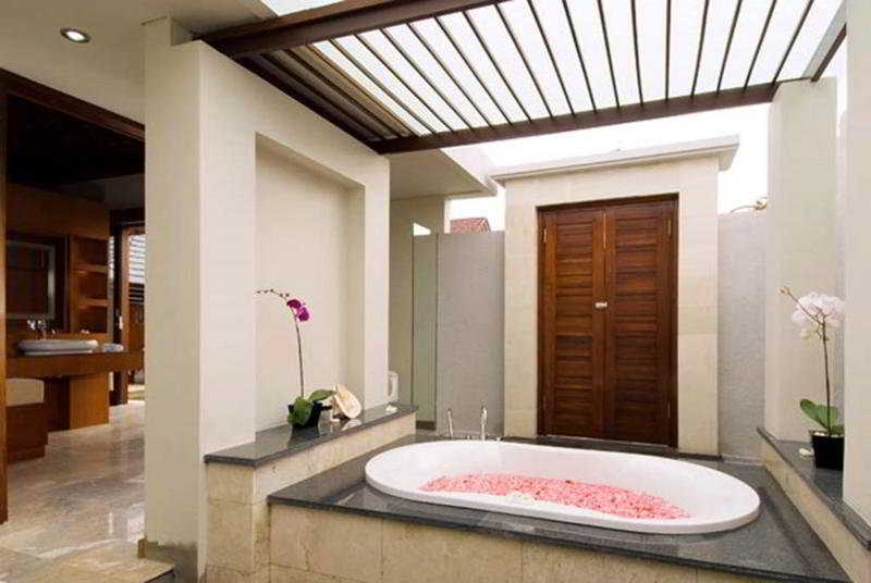 The Palm Suite Villa & Spa
