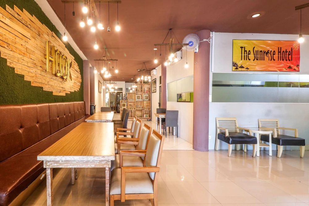 The Sunrise by OYO Rooms