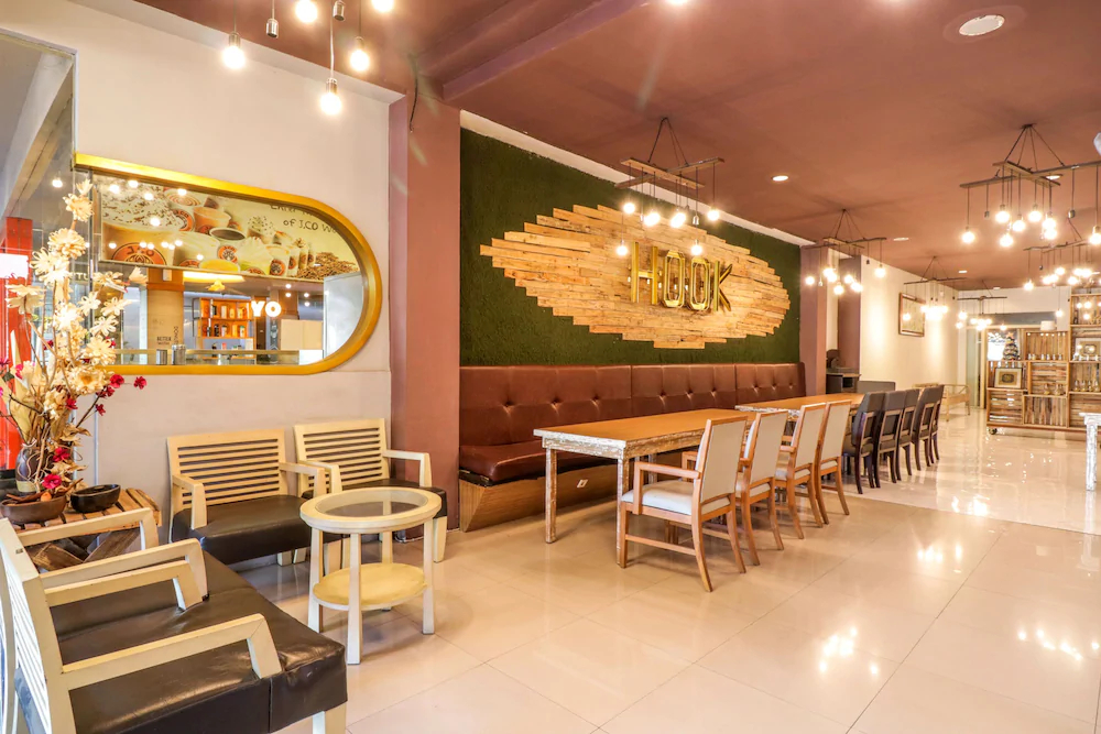 The Sunrise by OYO Rooms