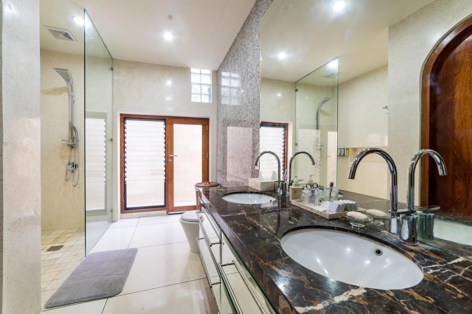 Villa Costa Plenty