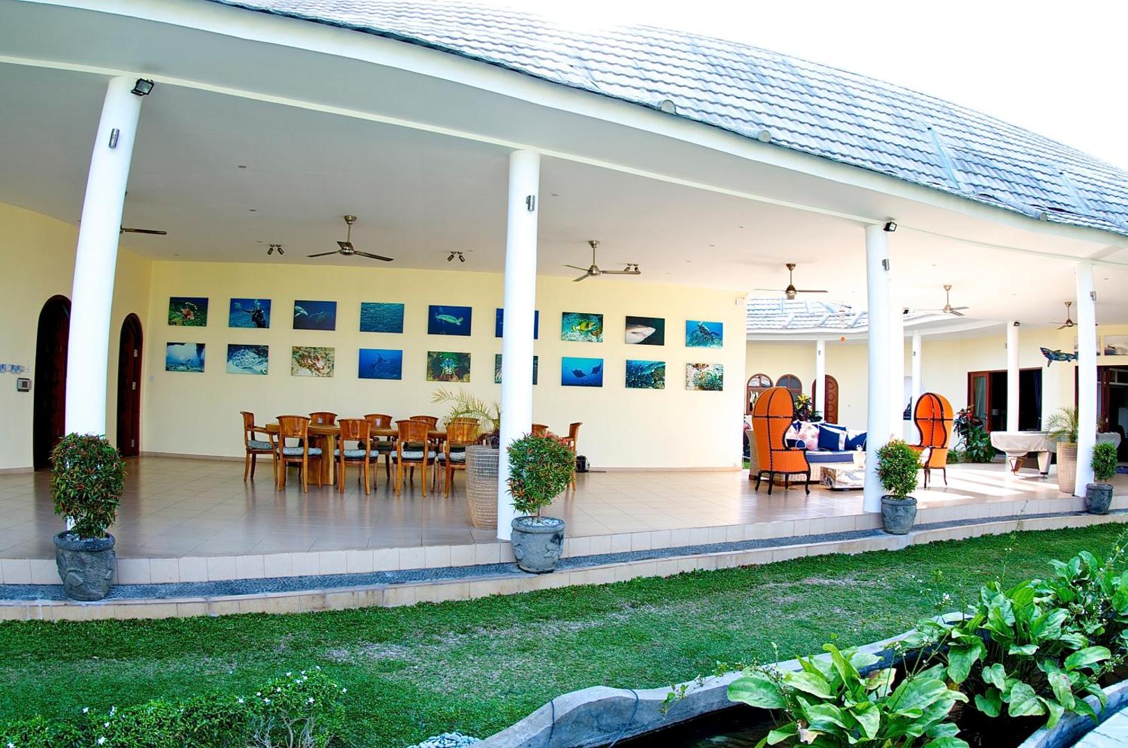 Villa Costa Plenty