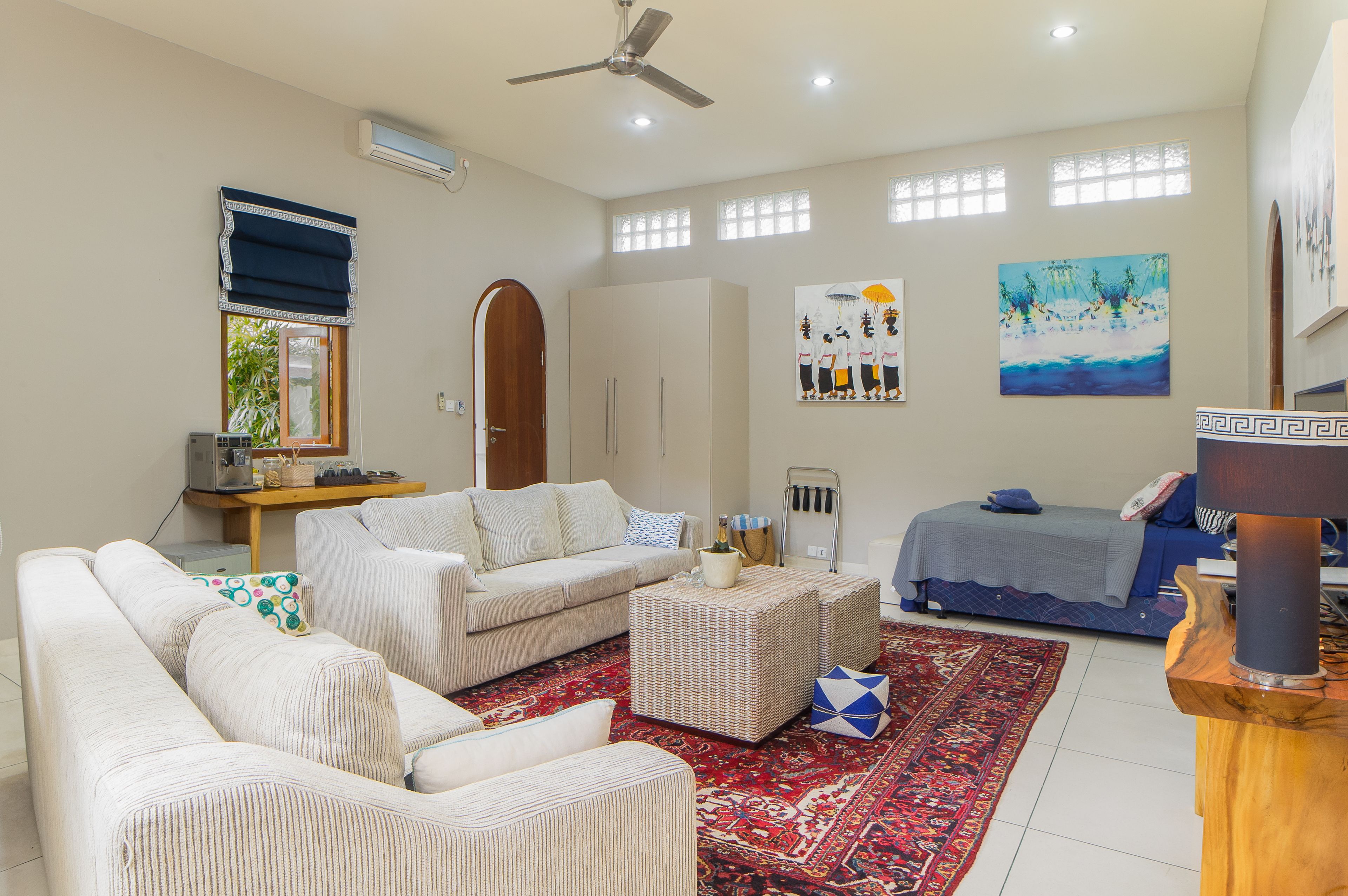 Villa Costa Plenty