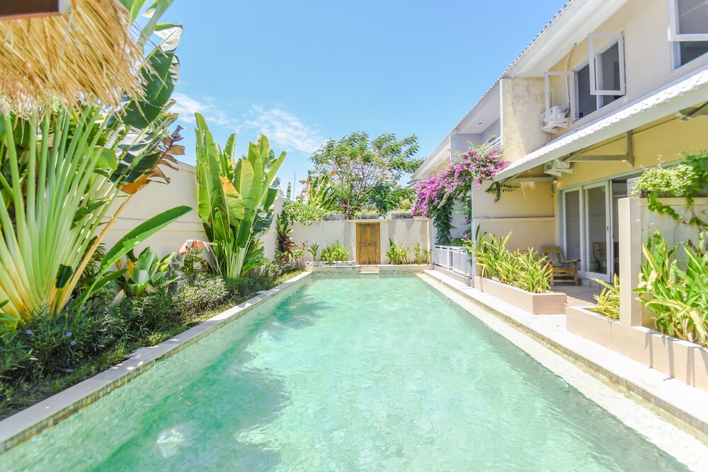 Villa Flamboyan Bali
