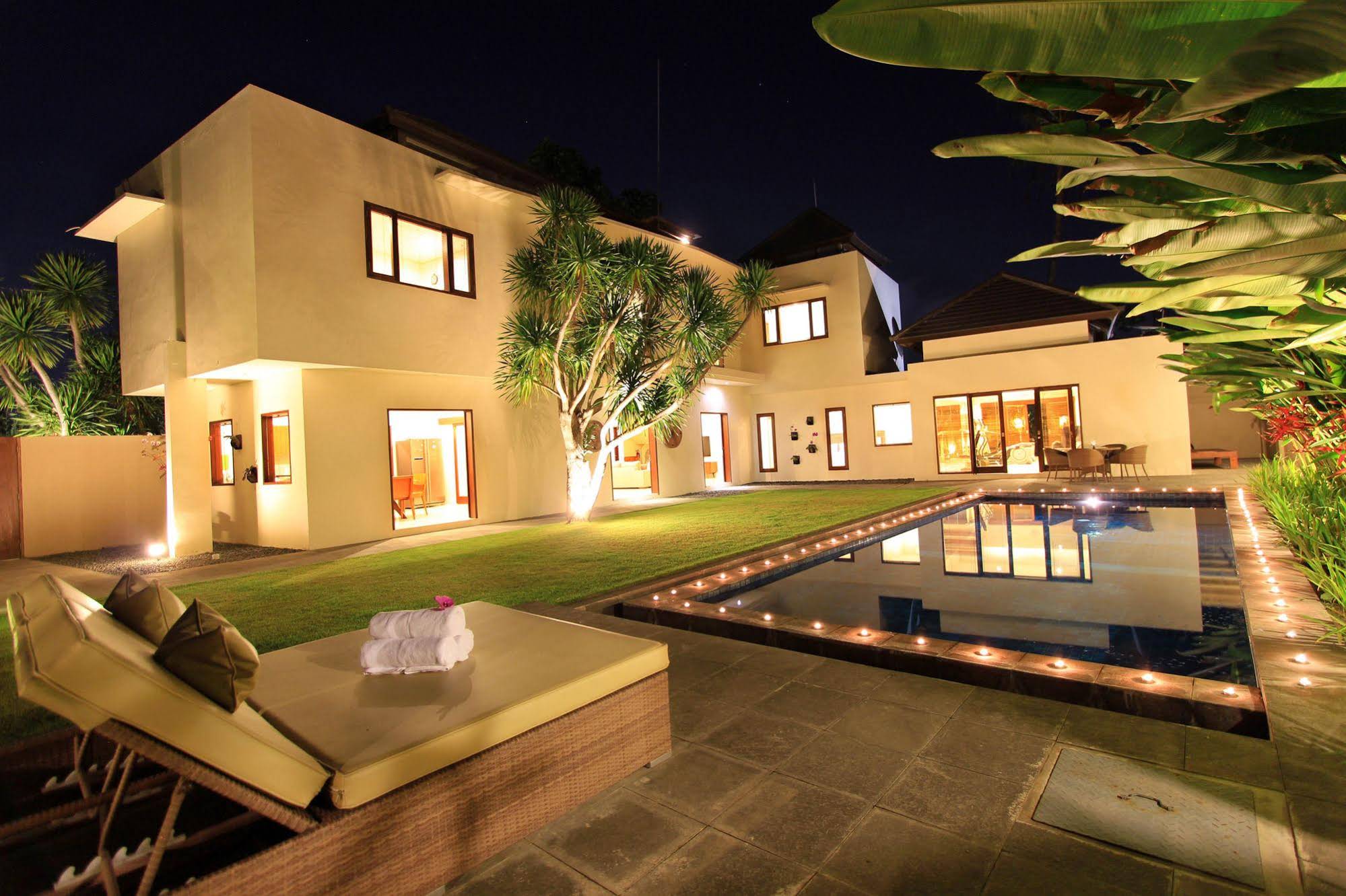 Villa Maya Sanur