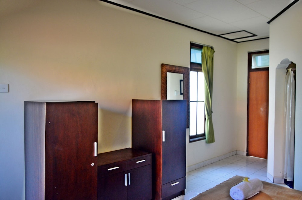 Yulia 2 Homestay Sanur