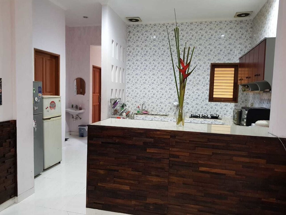 7 One Homestay