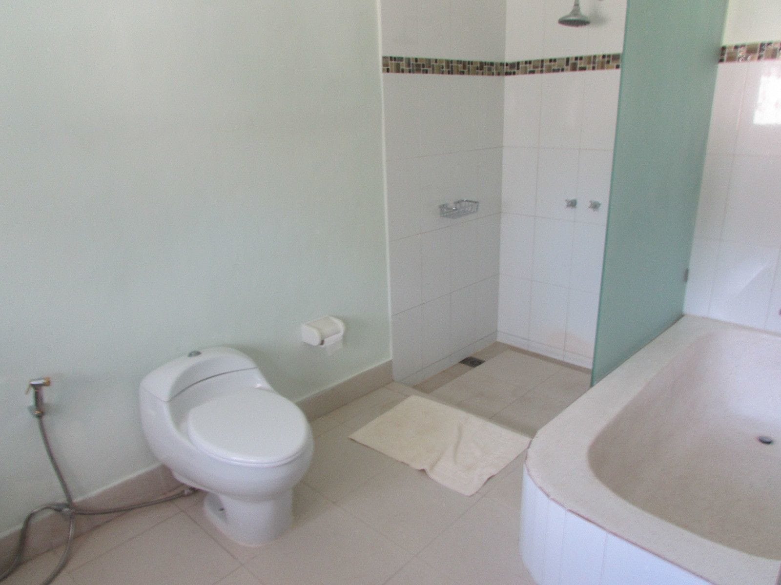Aisha Family Villa
