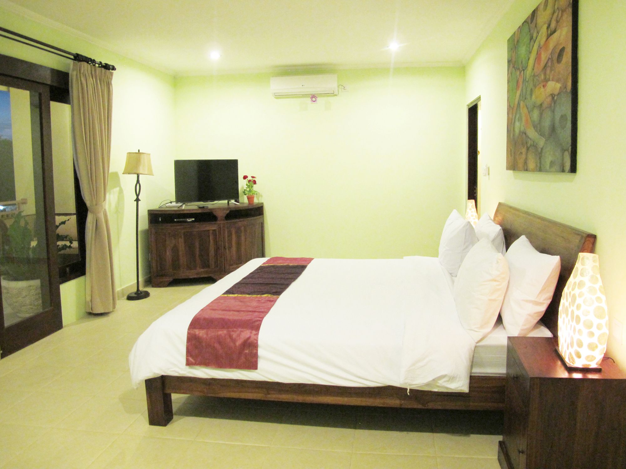 Aisha Family Villa