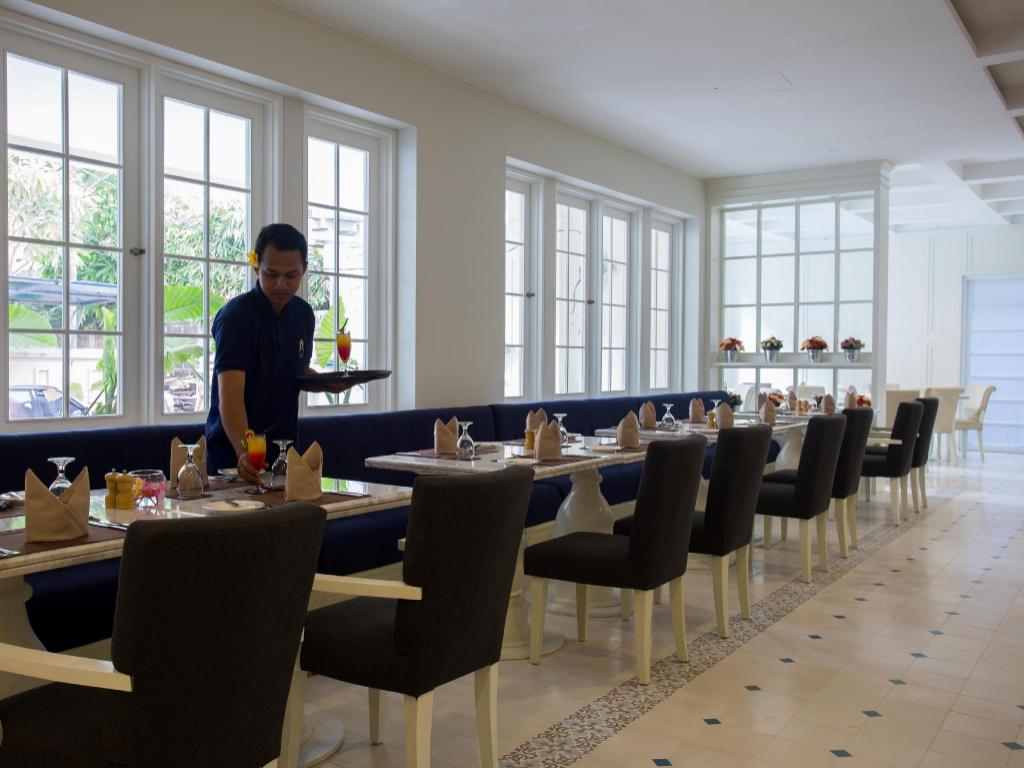 Amalfi Hotel Seminyak