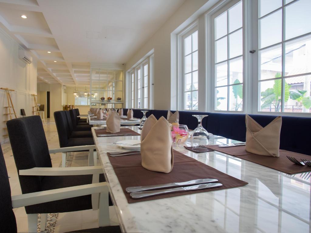 Amalfi Hotel Seminyak