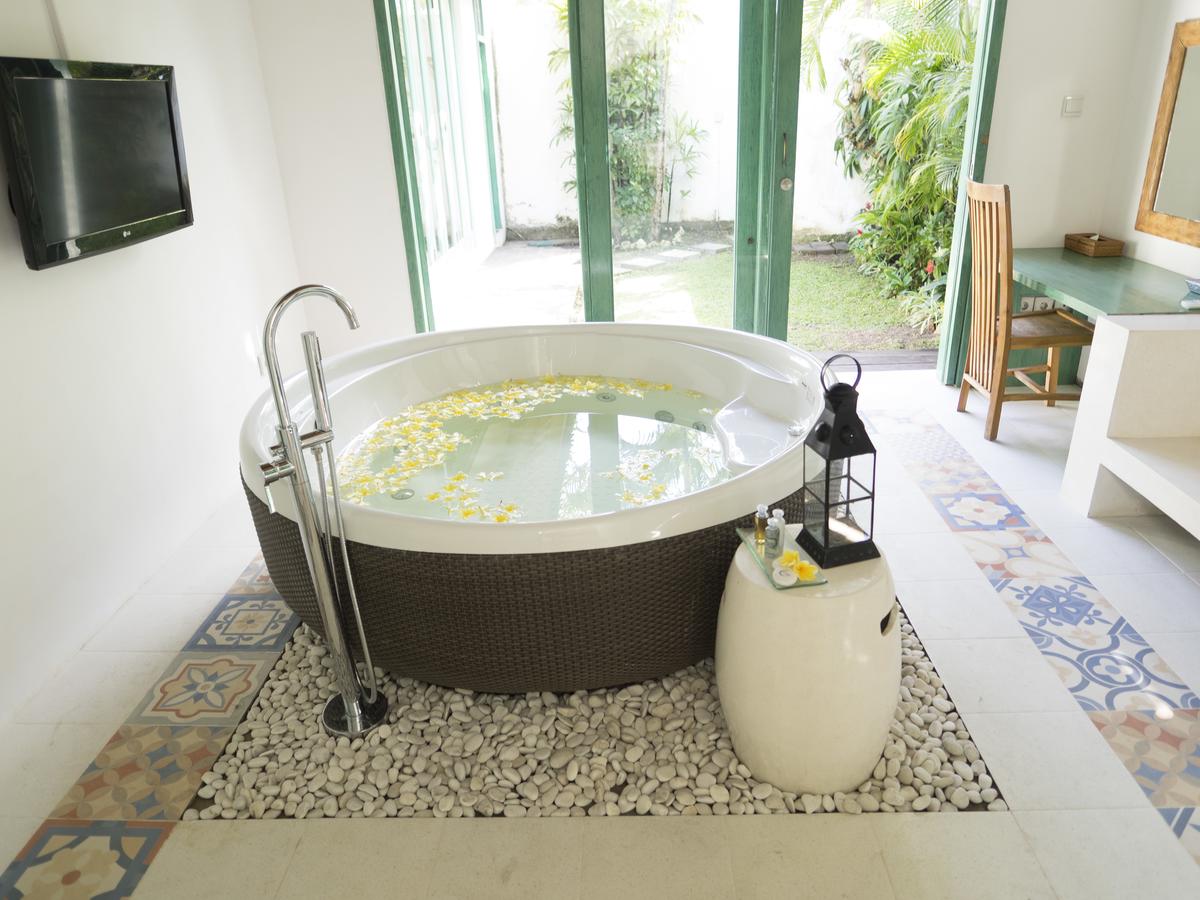Artemis Villa & Hotel