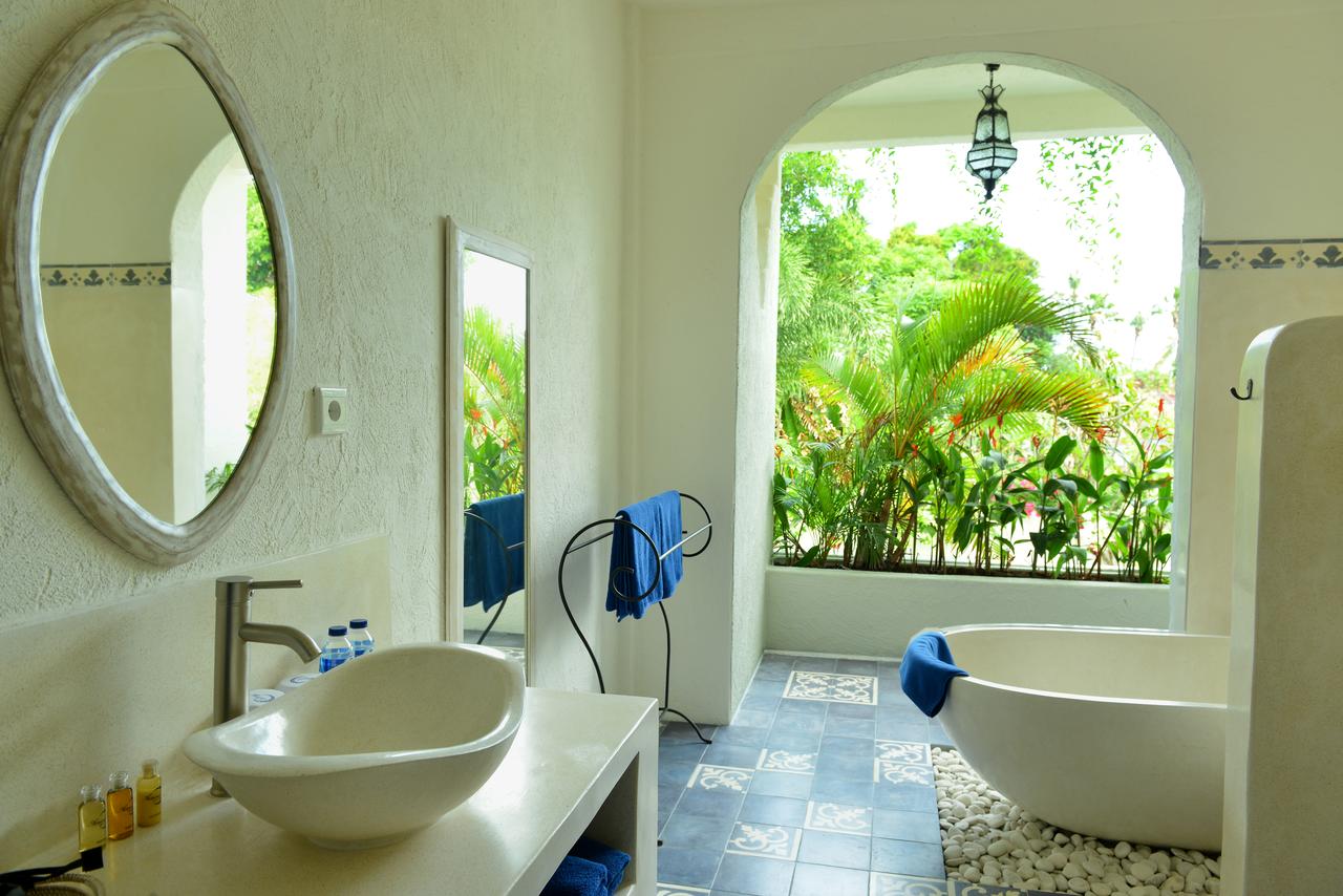Artemis Villa & Hotel