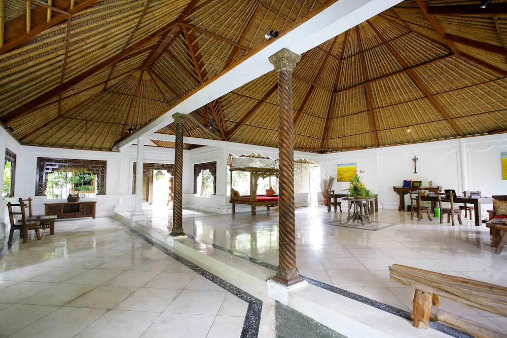 Bali Hidden Paradise Seminyak