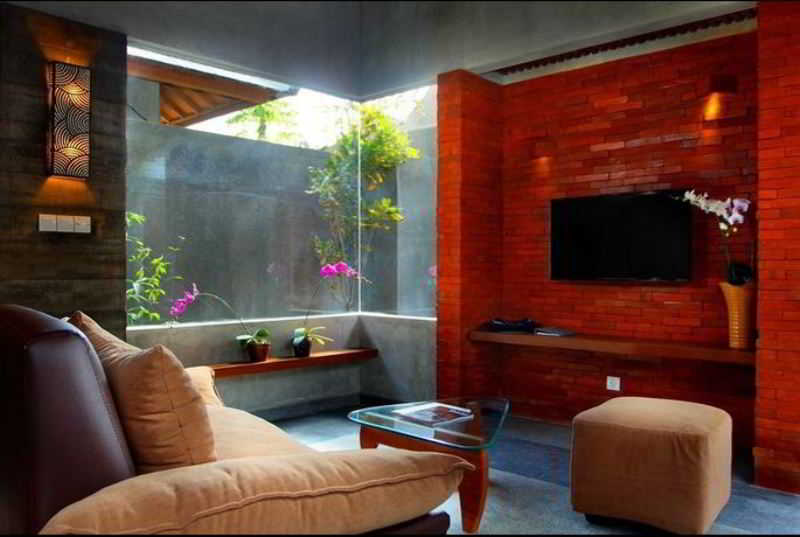 Bracha Villas