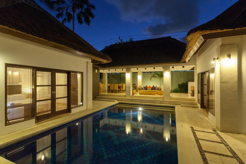 Bvilla + Pool