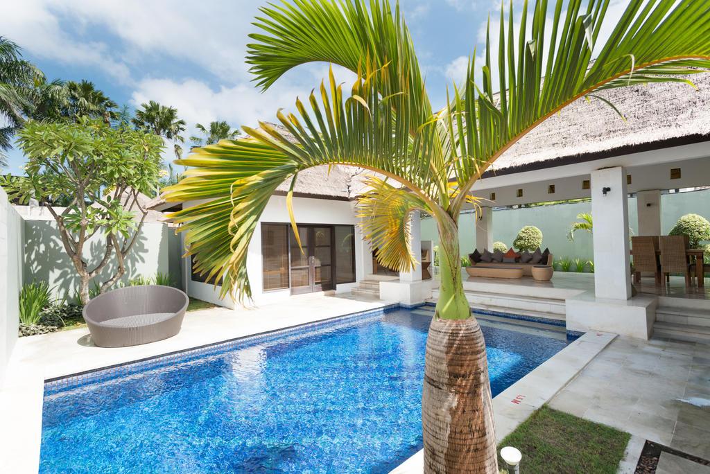 Bvilla + Pool