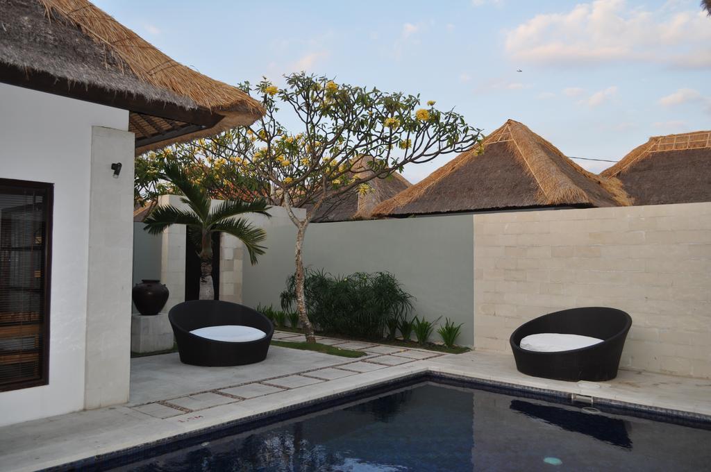 Bvilla + Pool